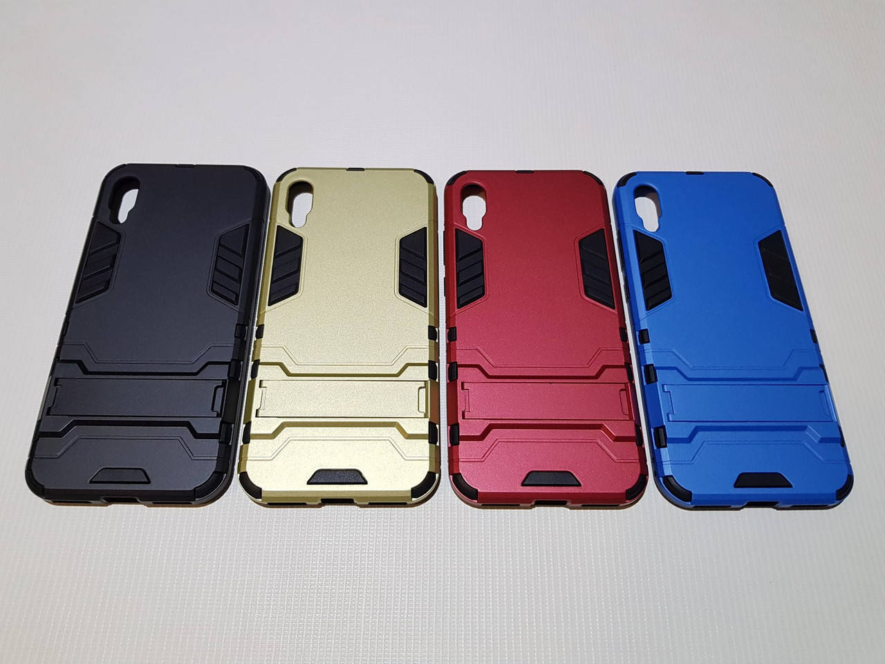 

Противоударный чехол бампер для Huawei Y6 2019 черный