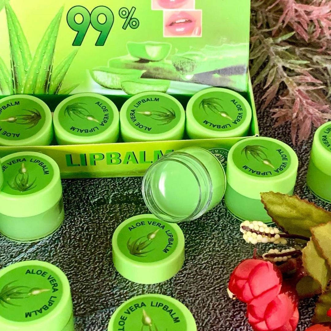 

❤️Бальзам для губ с Алоэ❤️