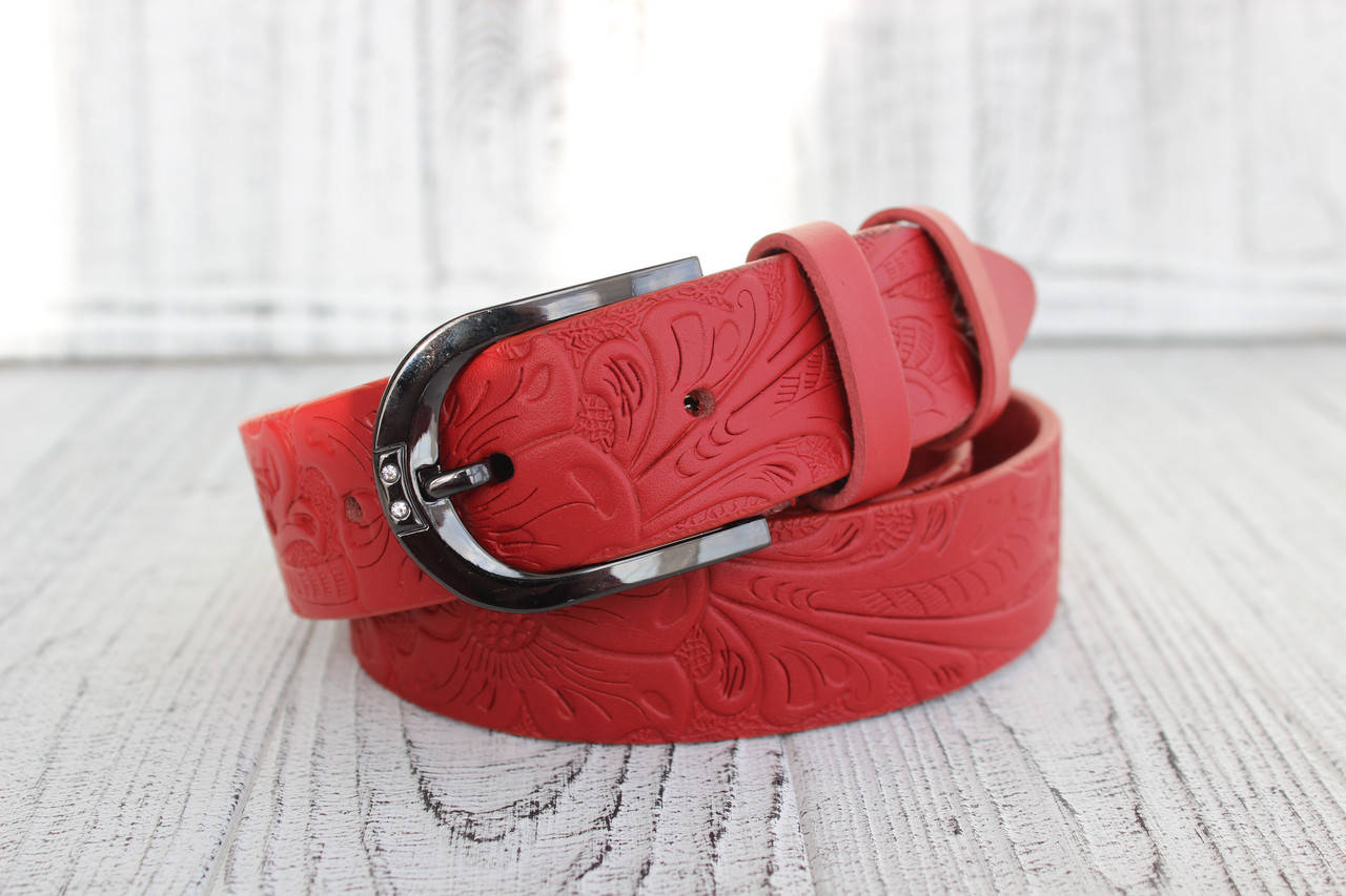 

Красный женский кожаный ремень 35 мм