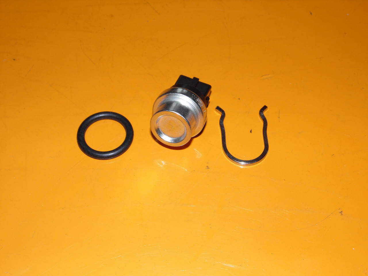 

Датчик температуры ОЖ VERNET WS2576 AUDI 80 90 FORD GALAXY SEAT TOLEDO I VW GOLF II III PASSAT B2 B3
