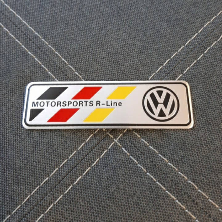 

Наклейка/Шильдик/Емблема Volkswagen Motorsports R-Line 120×35 мм.