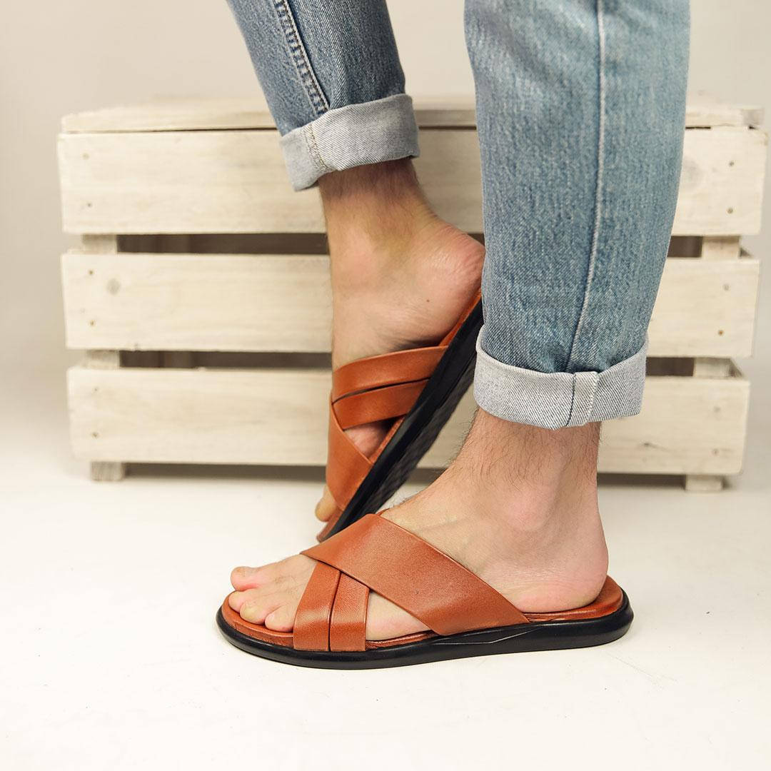 

Шльопанці Ulus 582855 Руді 40 41 42 43 44