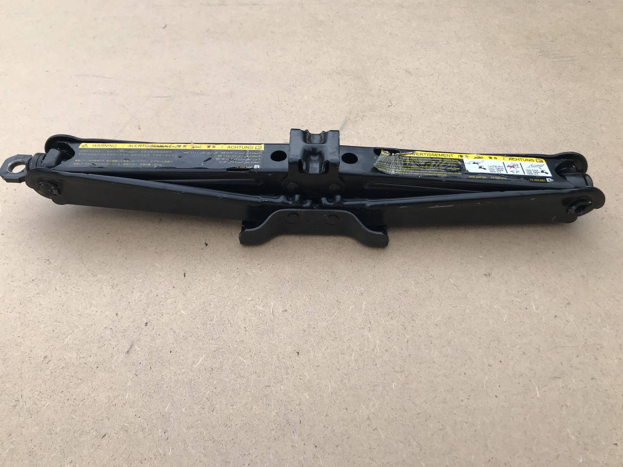 

Домкрат Chevrolet Volt 1 (Шевроле Вольт) 2010-2015