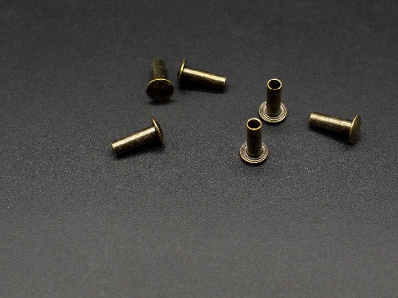 

Крепеж, заклепки. Цвет "старая латунь". 4х12мм, Серебро