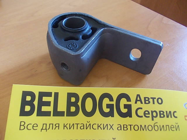 

Сайлентблок переднего рычага задний SMA Maple C51, C52, С81, СМА Мапл С51 С52, C81