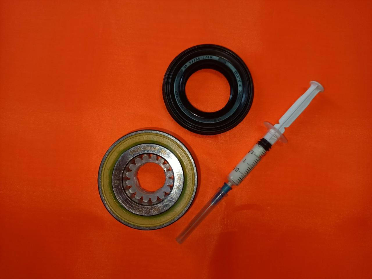 

Комплект подшипника и сальник Indesit, Ariston (BA2B 633667, 35*52/65*7/10, смазка)