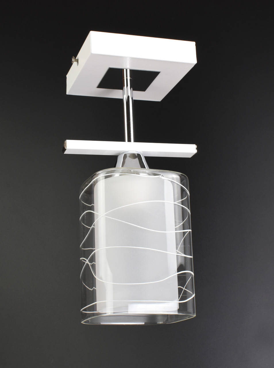 

Люстра потолочная на 1 лампочку 126/1P-wh Белый 30х11х15 см.