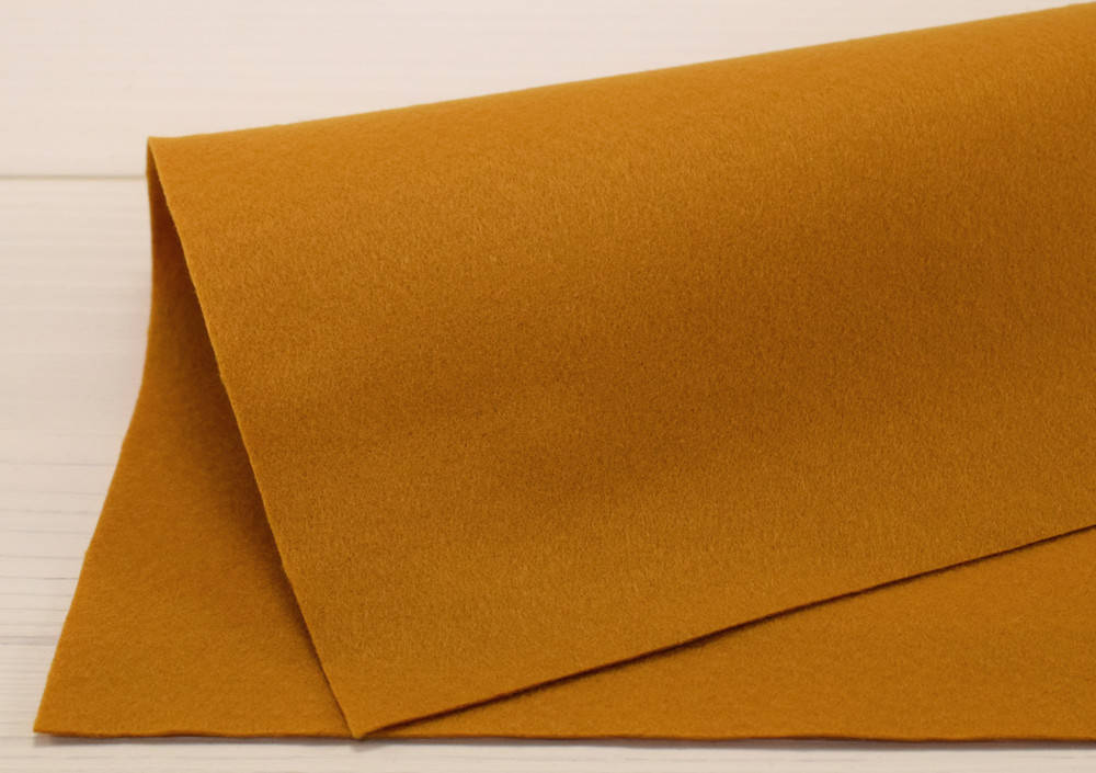 

Корейский мягкий фетр 1,2 мм (20х30 см) - №32 Янтарный