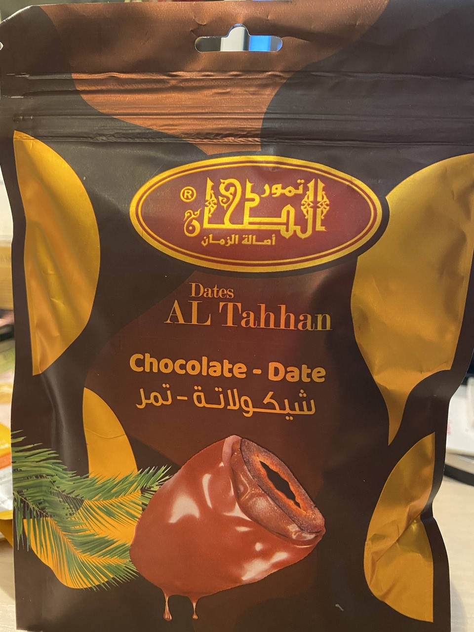 

Al Tahhan Golden Dates-финики в молочном шоколаде 100 грамм Египет