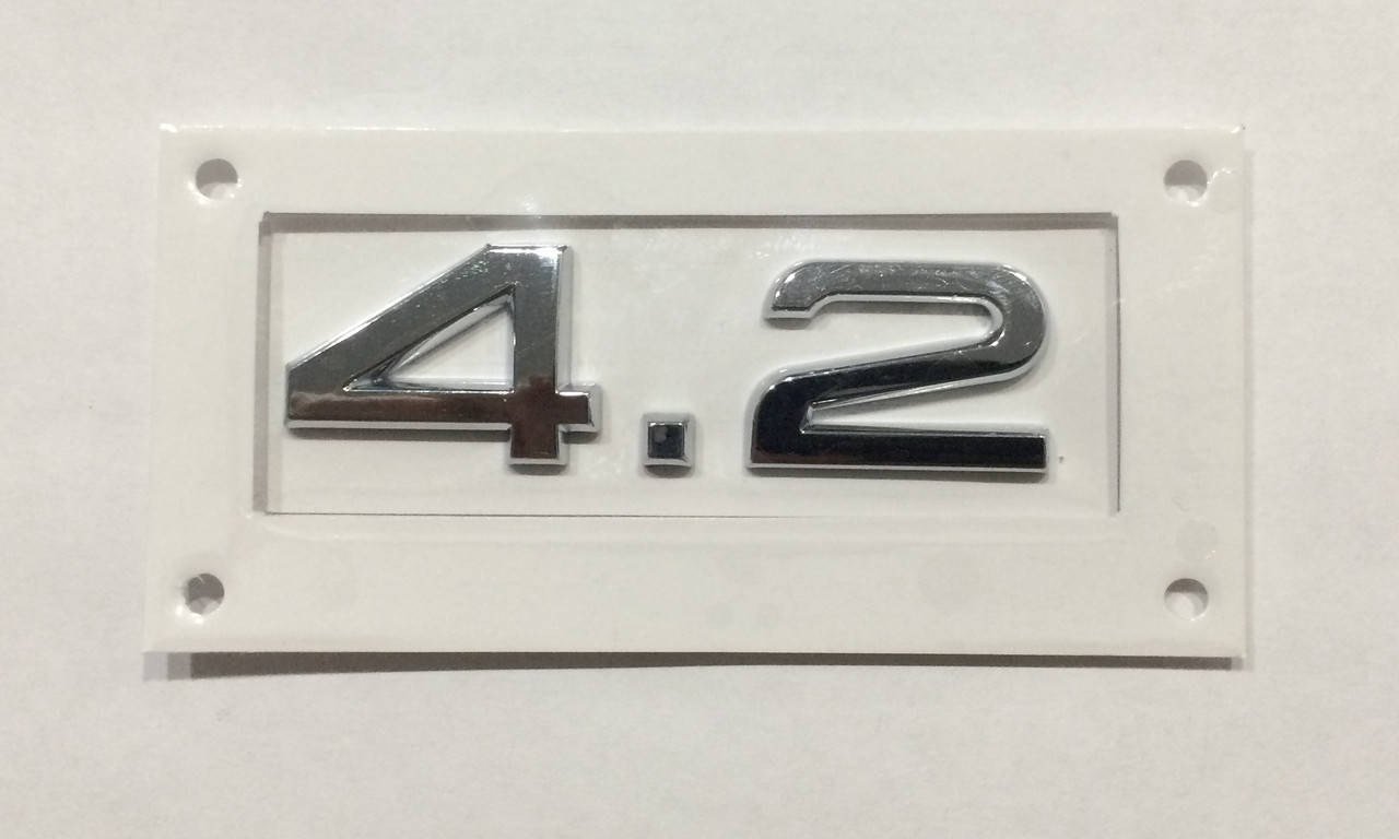 

Эмблема надпись багажника Audi 4.2