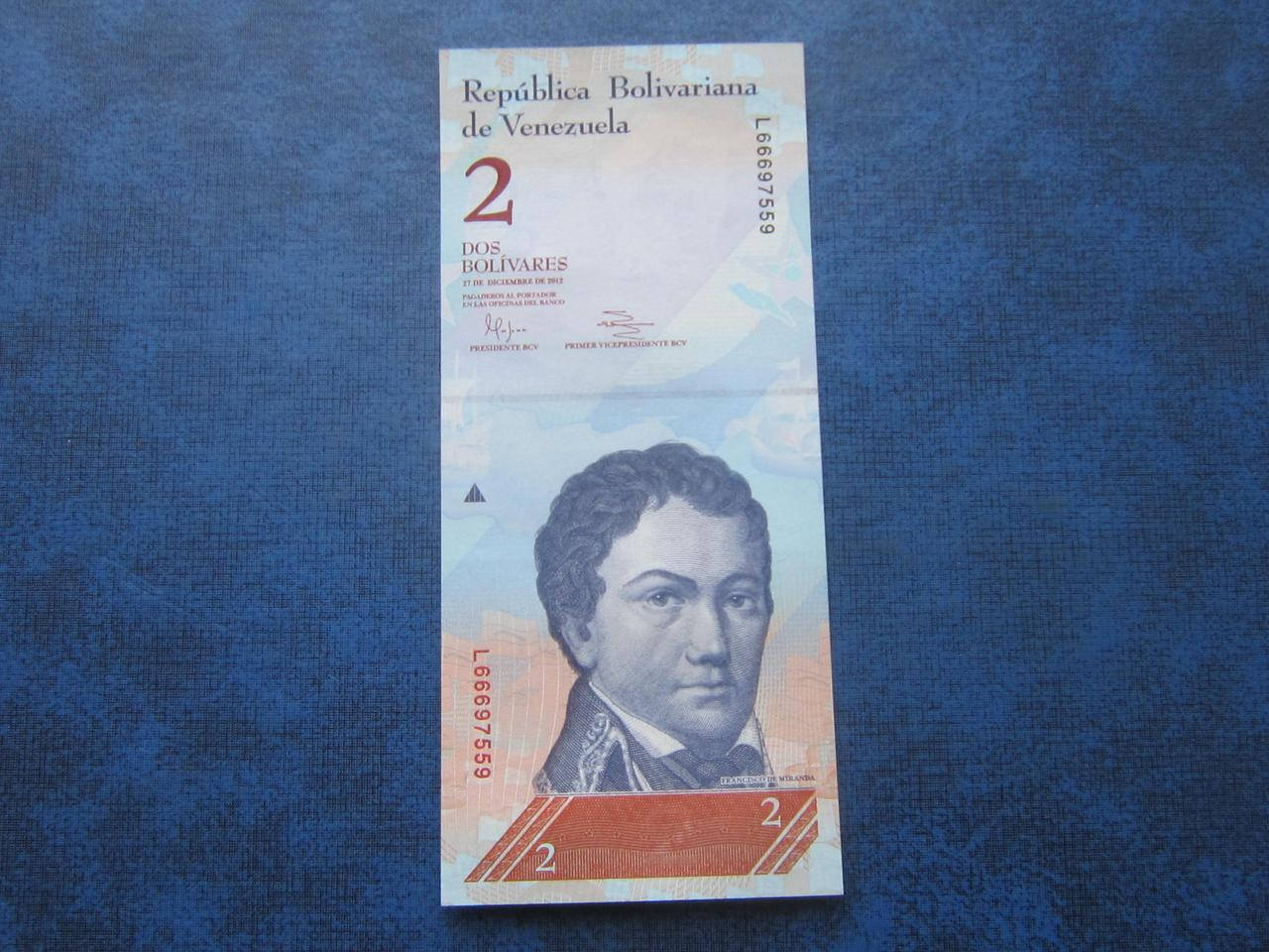 

Банкнота 2 боливара Венесуэла 2012 фауна дельфин UNC пресс