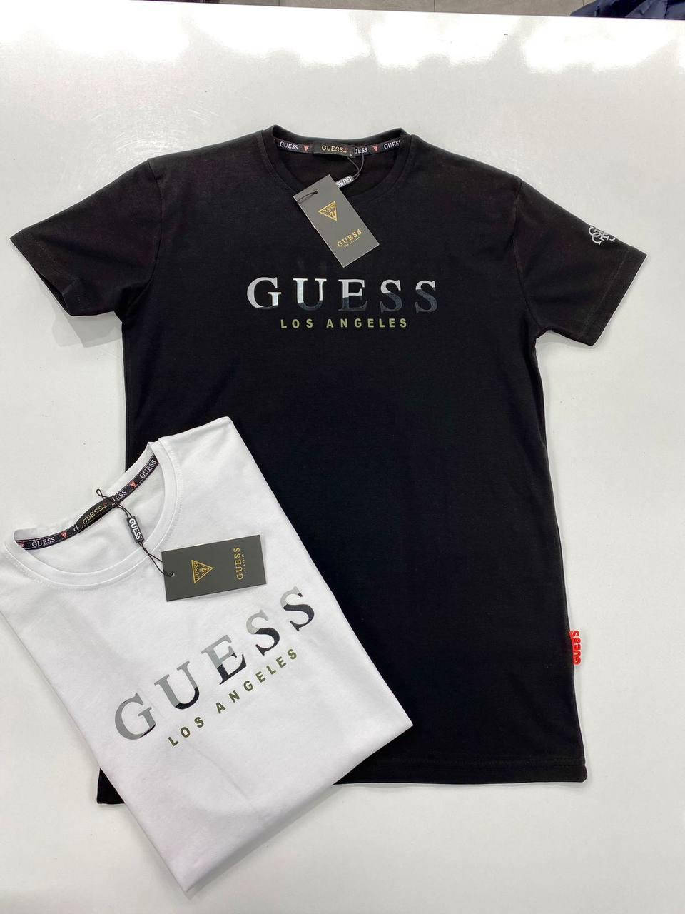 

Мужская стильная брендовая футболка Guess (черная/белая) Топовая футболка L