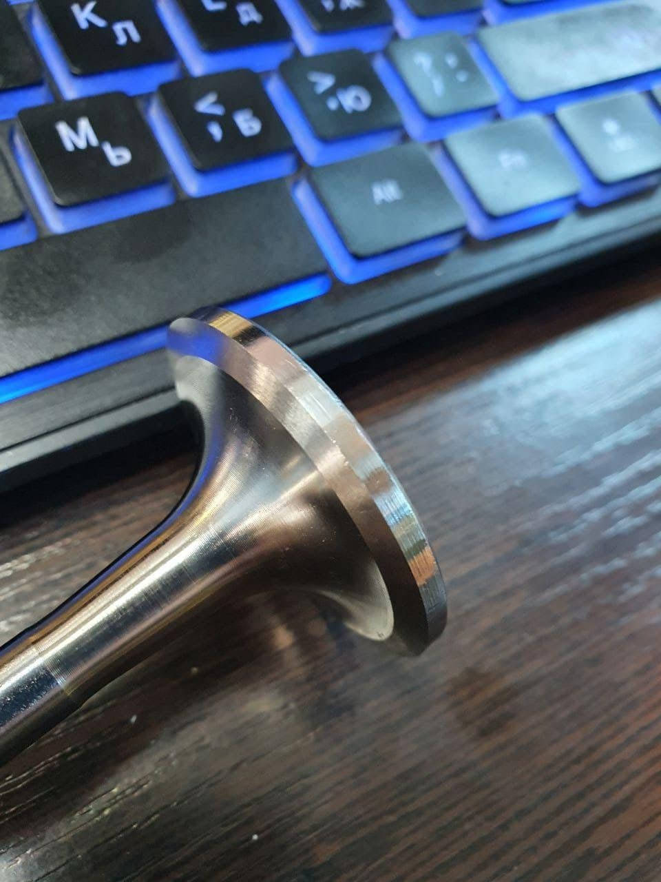 

Клапан впускной Mercedes OM364 OM366 Mercedes-Benz 20 градусов