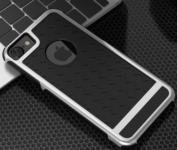 

Противоударный чехол для iPhone 7/8 серебряные обода, Черный