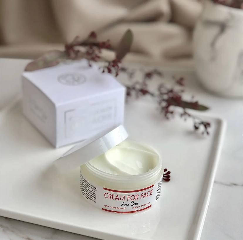 

Крем для проблемной и жирной кожи лица Top Beauty 150 мл