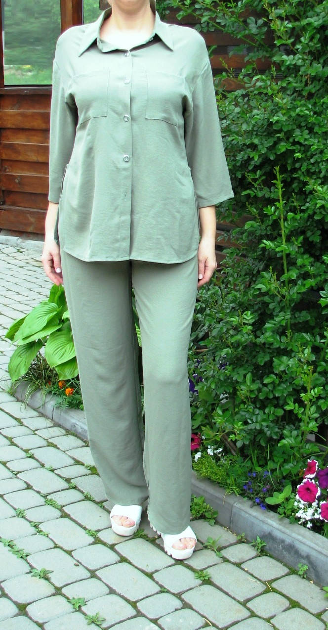 

Летний брючный костюм женский рубашка жатка оливка размер S M L XL 50, Оливковый