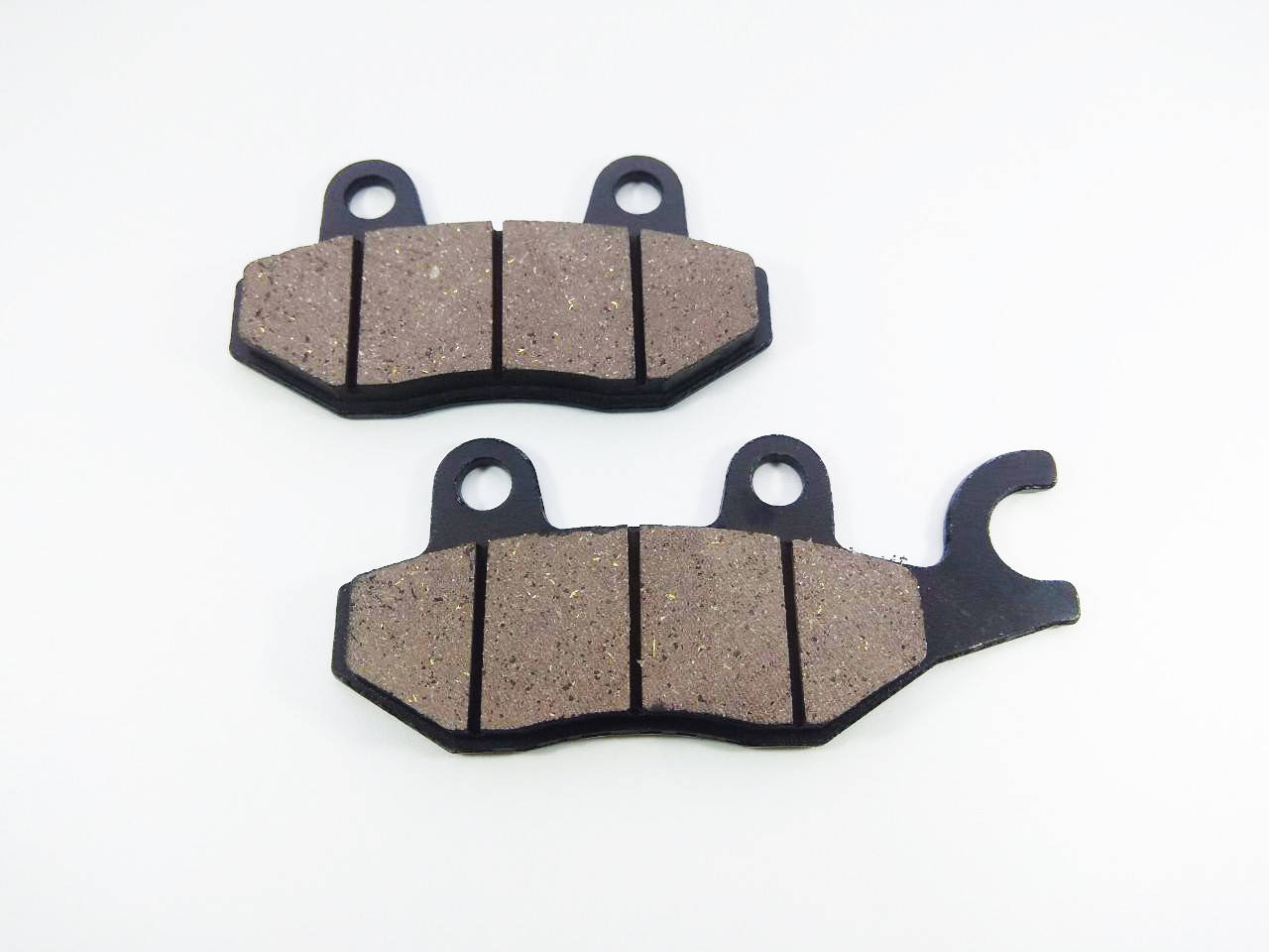 

Тормозные колодки квадроцикла под суппорт с правым ухом CA250