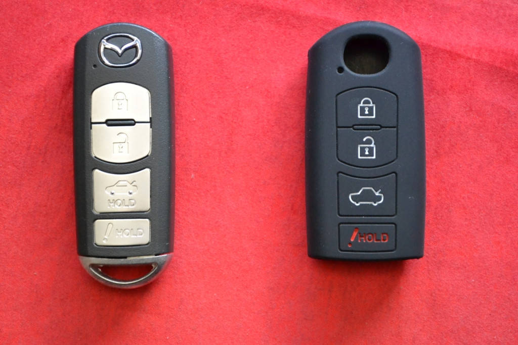 

Чехол силиконовый для смарт ключа Mazda