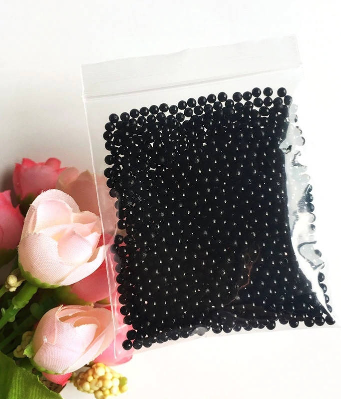 

Крупные шарики Орбиз, размер 18-20 мм, цвет чёрный, 50 грамм, растут в воде