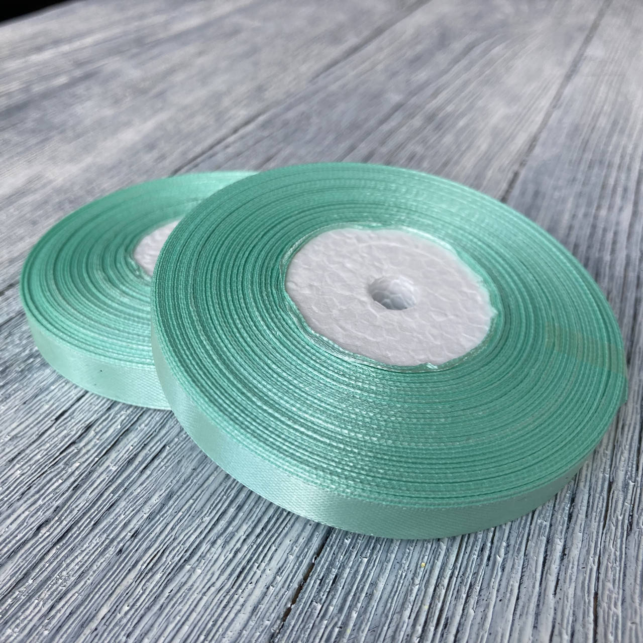 

Лента атласная / Тиффани / 0.9 см