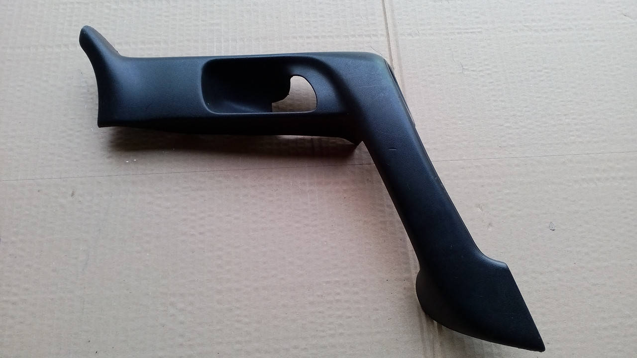 

Накладка внутренней ручки правая Opel Astra G, Опель Астра Г.