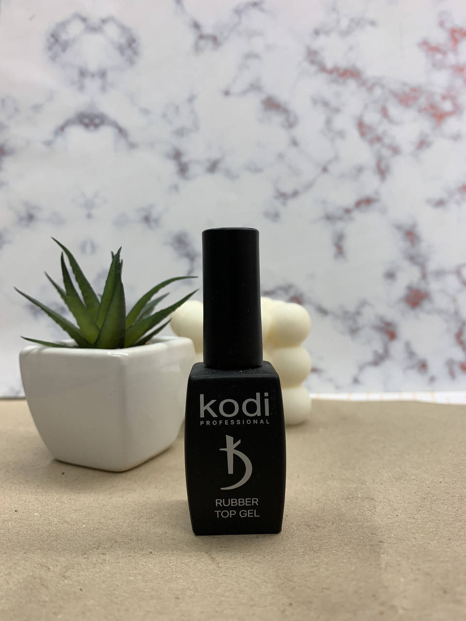 

Топ каучуковый для гель-лака Kodi Rubber Top, 8 мл