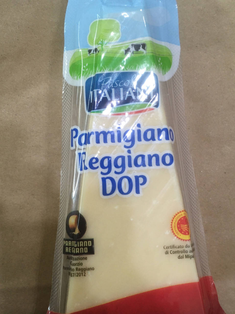

Сыр Пармезан Parmigiano Reggiano 30 мес. выдержки 250 г