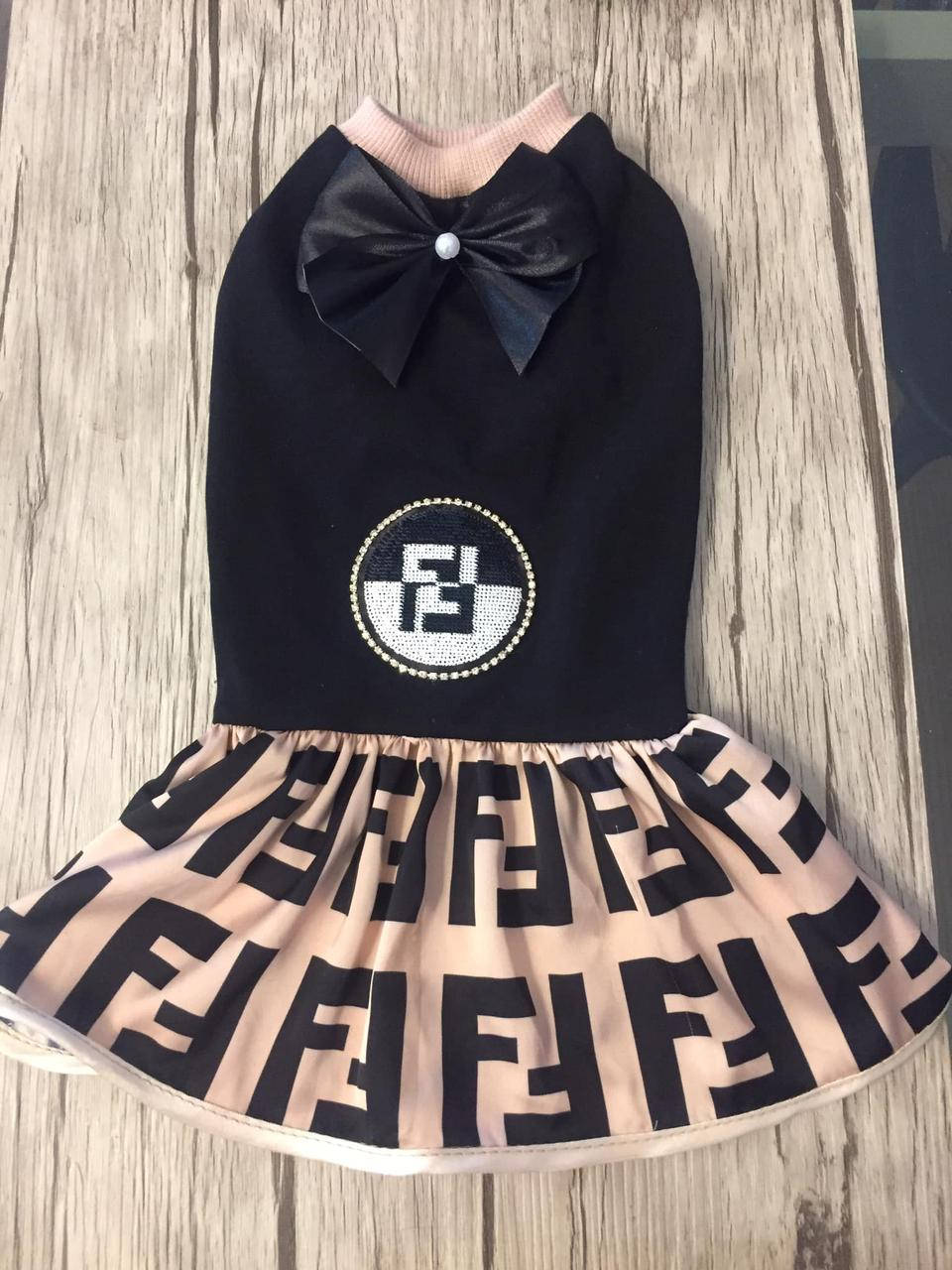 

Летнее платьице для собак и кошек "Fendi"