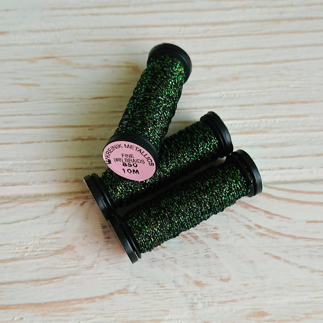 

Kreinik 850 Fine #8 Braid