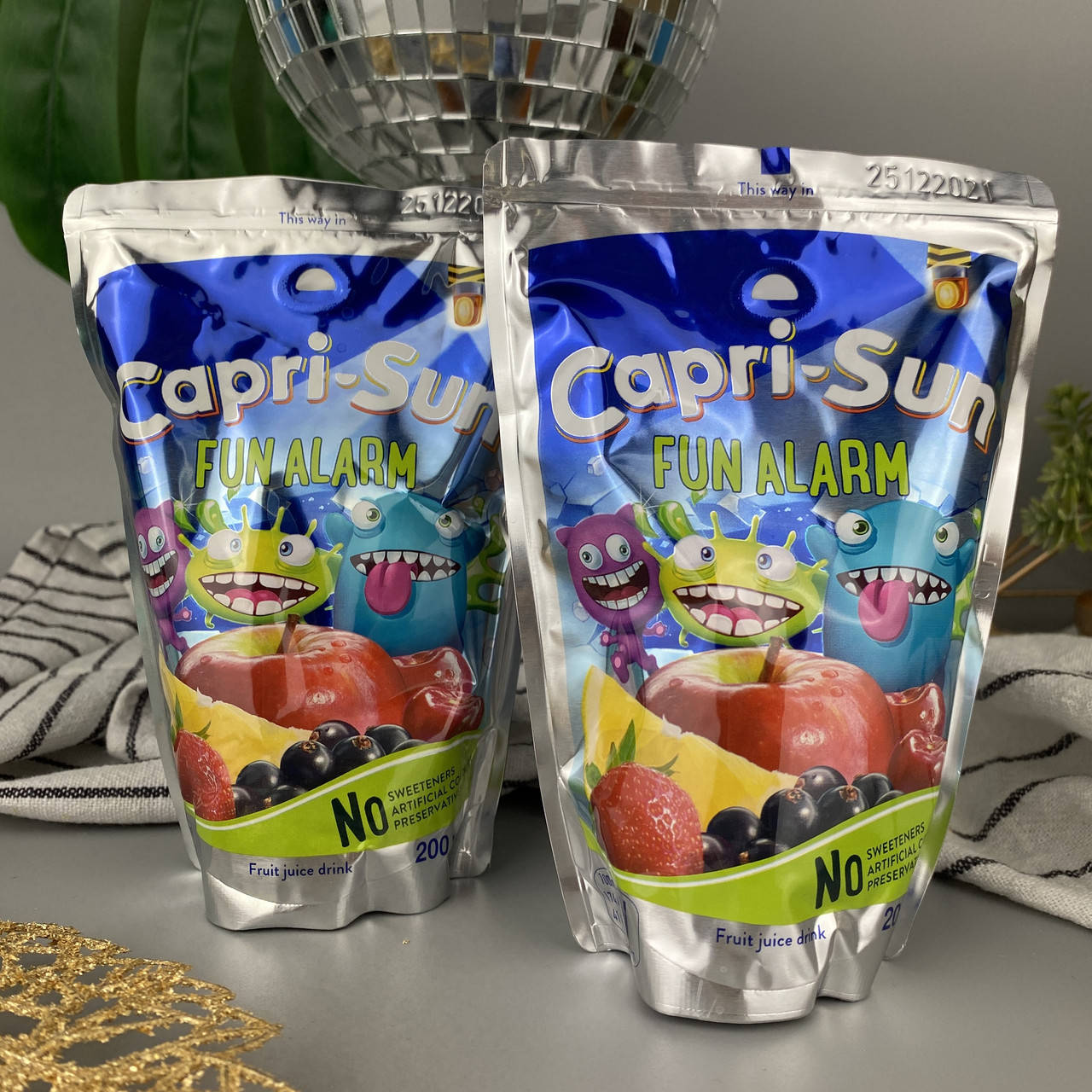 

Сок с трубочкой фруктовый Капризон Capri Sun Fun Alarm 200 мл