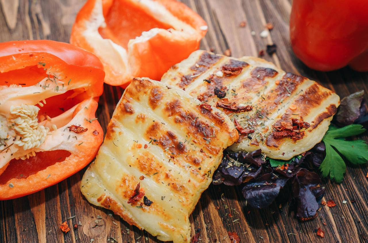 

Сыр Халуми с паприкой