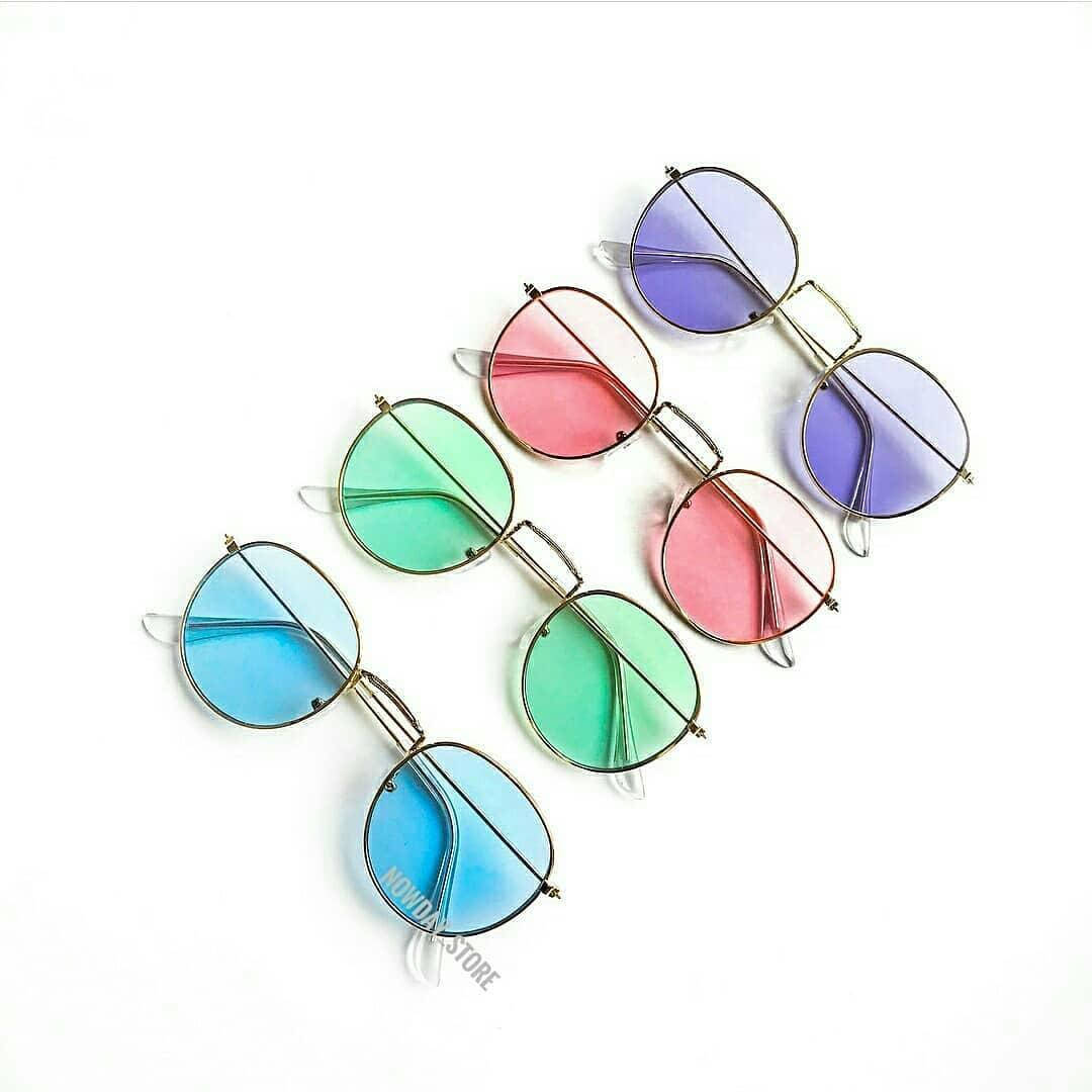 

Солнцезащитные очки полукруглые круглые розовые , голубые, зеленые, фиолетовые