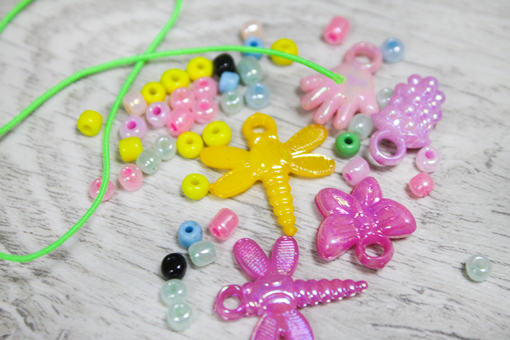 

Детский набор для плетения браслетов (20 наборов)