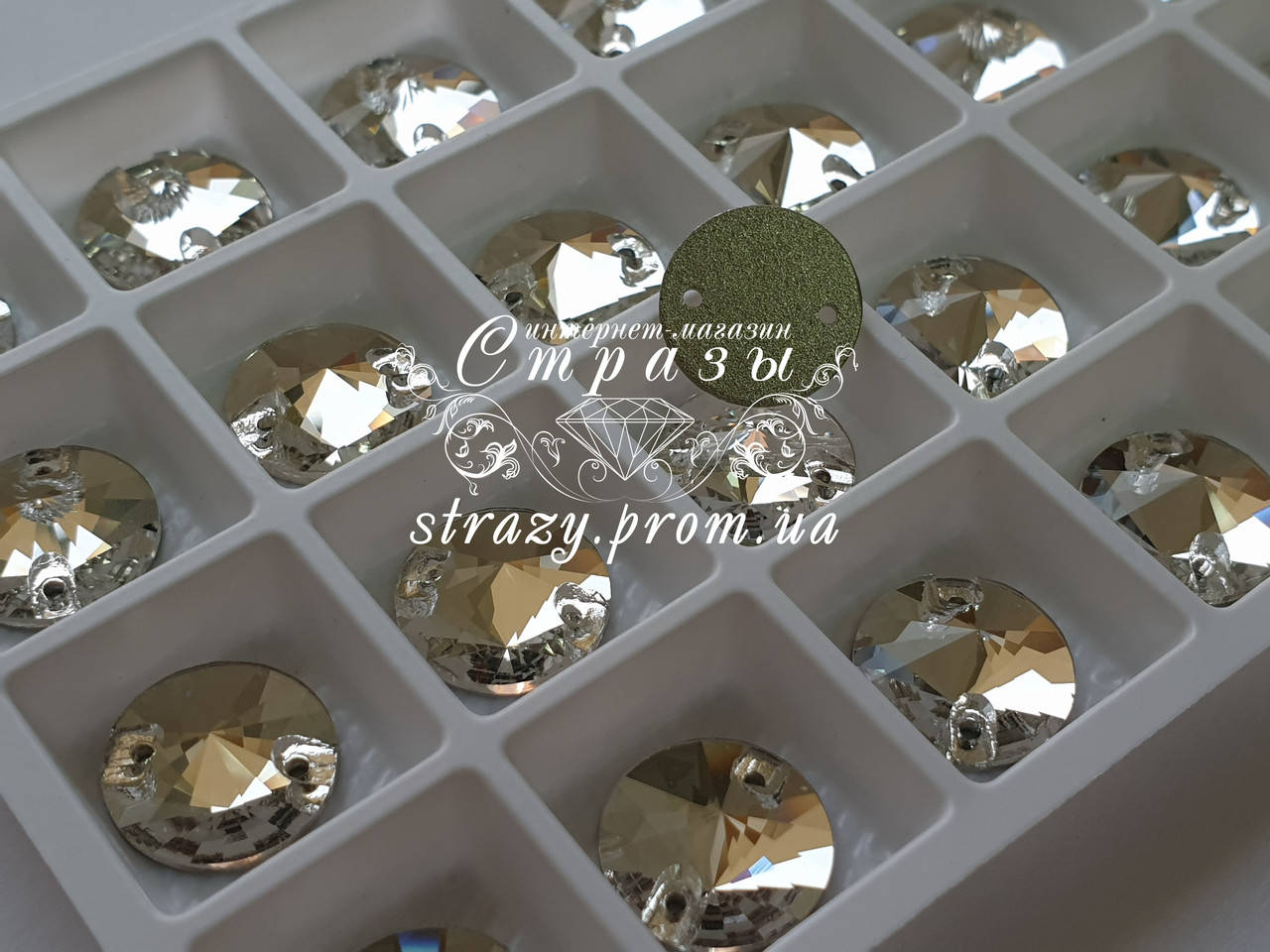 

Стразы Lux Круг 18мм. Crystal
