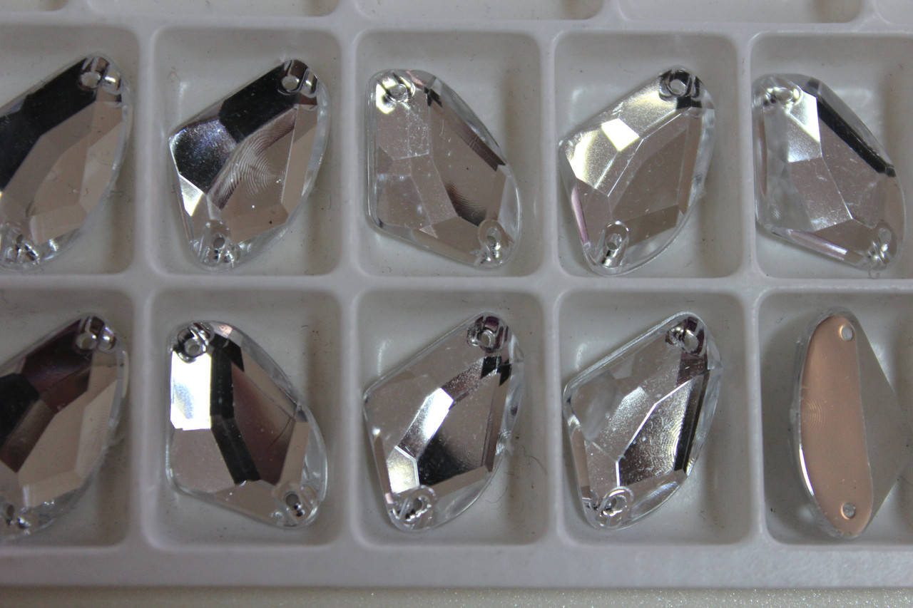 

Стразы для декора.Акрил.12х19mm Форма Топорик Crystal .Цена за 1шт