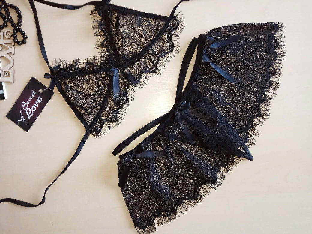 

Женское кружевное белье комплект стринги и лиф, Черный