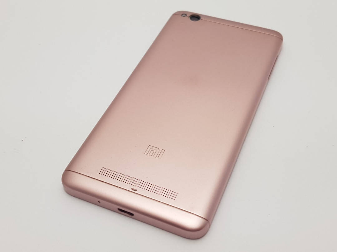

С дефектом. Задняя крышка Xiaomi Redmi 4A Rose gold Сервисный оригинал с разборки, Золотистый