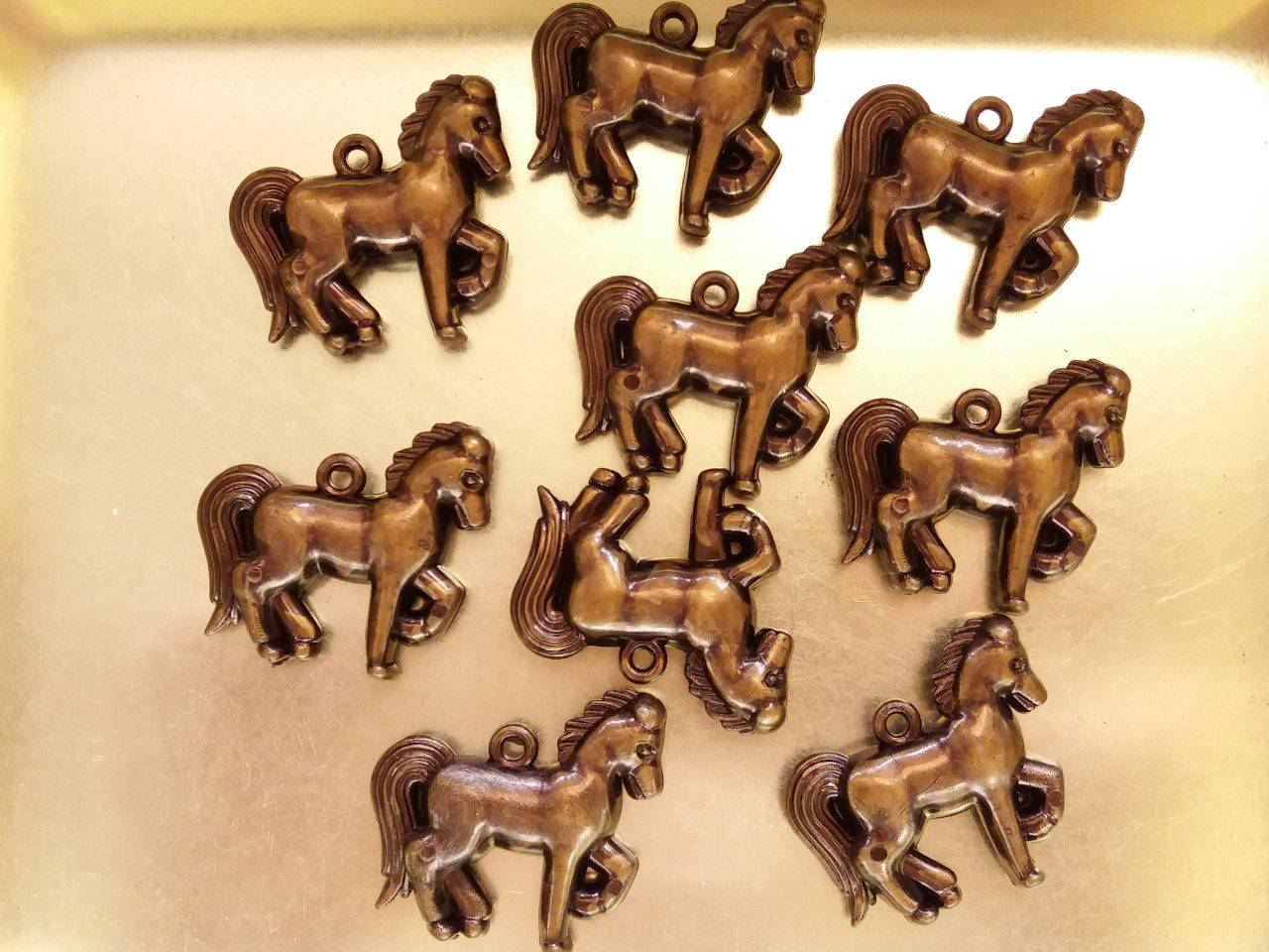 

Подвески "Лошади" коричневый 500 грамм