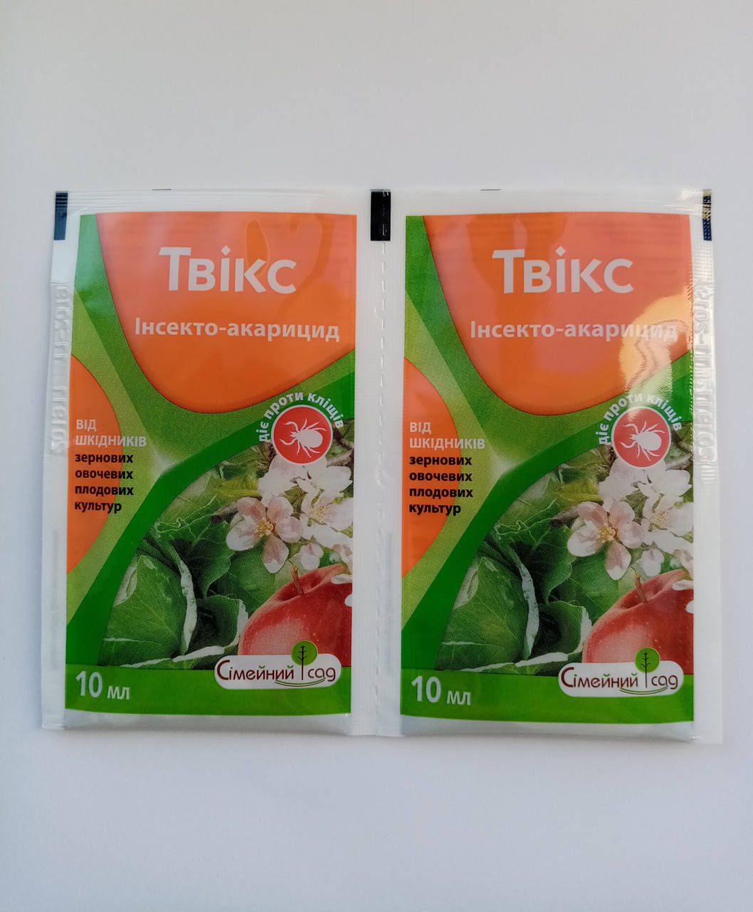 

Інсекто-акарицид Твікс (кліщі/ попелиці / буряк. довгоносики) Сімейний сад (хлорпірифос / циперметрин) 10 мл