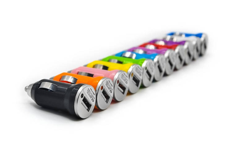 

Автомобильное зарядное устройство USB