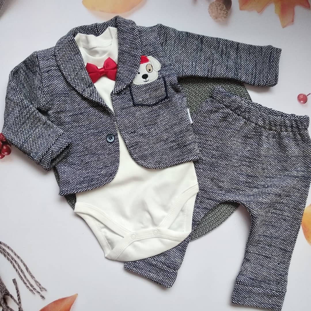 

Праздничный, нарядный костюм-комплект 3в1 для новорожденного мальчика. боди -хлопок,штаны и жилет -двунитка. 68-74