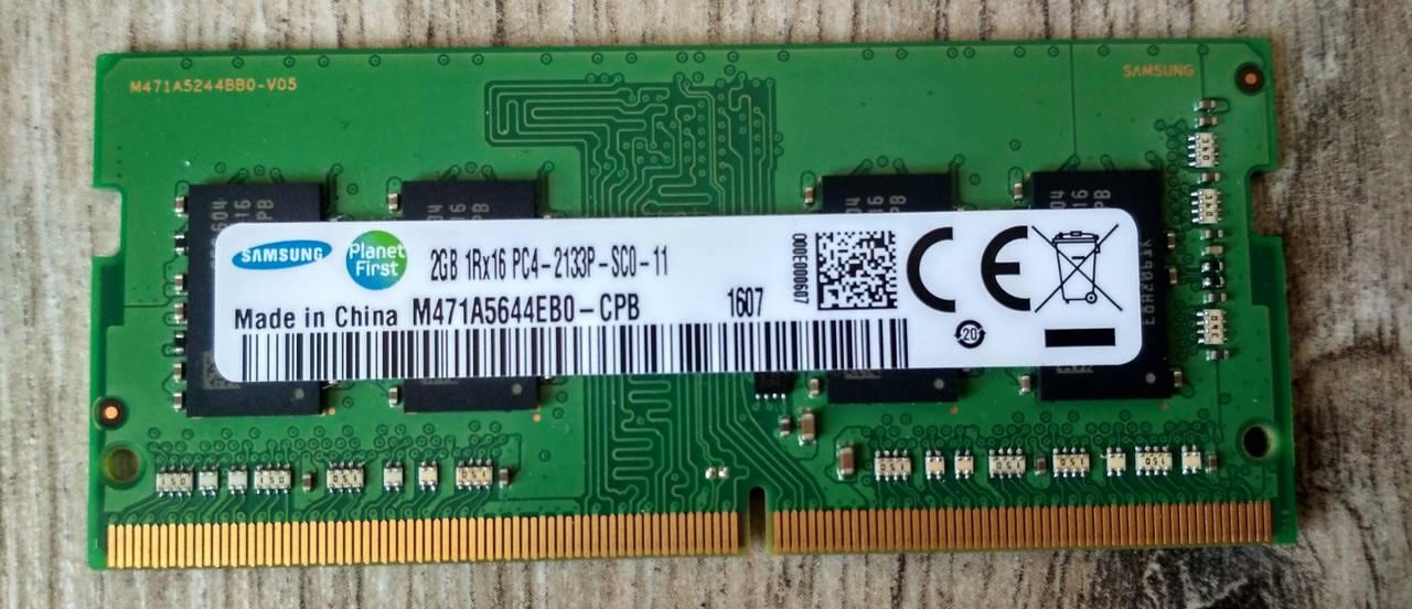 

Для ноутбука 2GB DDR4-2133P Samsung PC4-17000S 1Rx16 RAM Оперативная память ДДР4