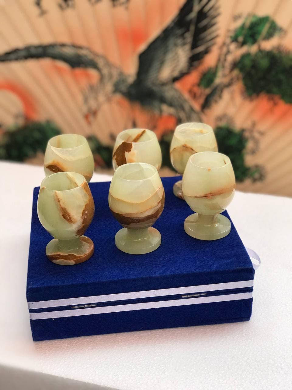 

Рюмки бокалы из оникса. 8,5 см. 2х3 дюйма., Зелёный