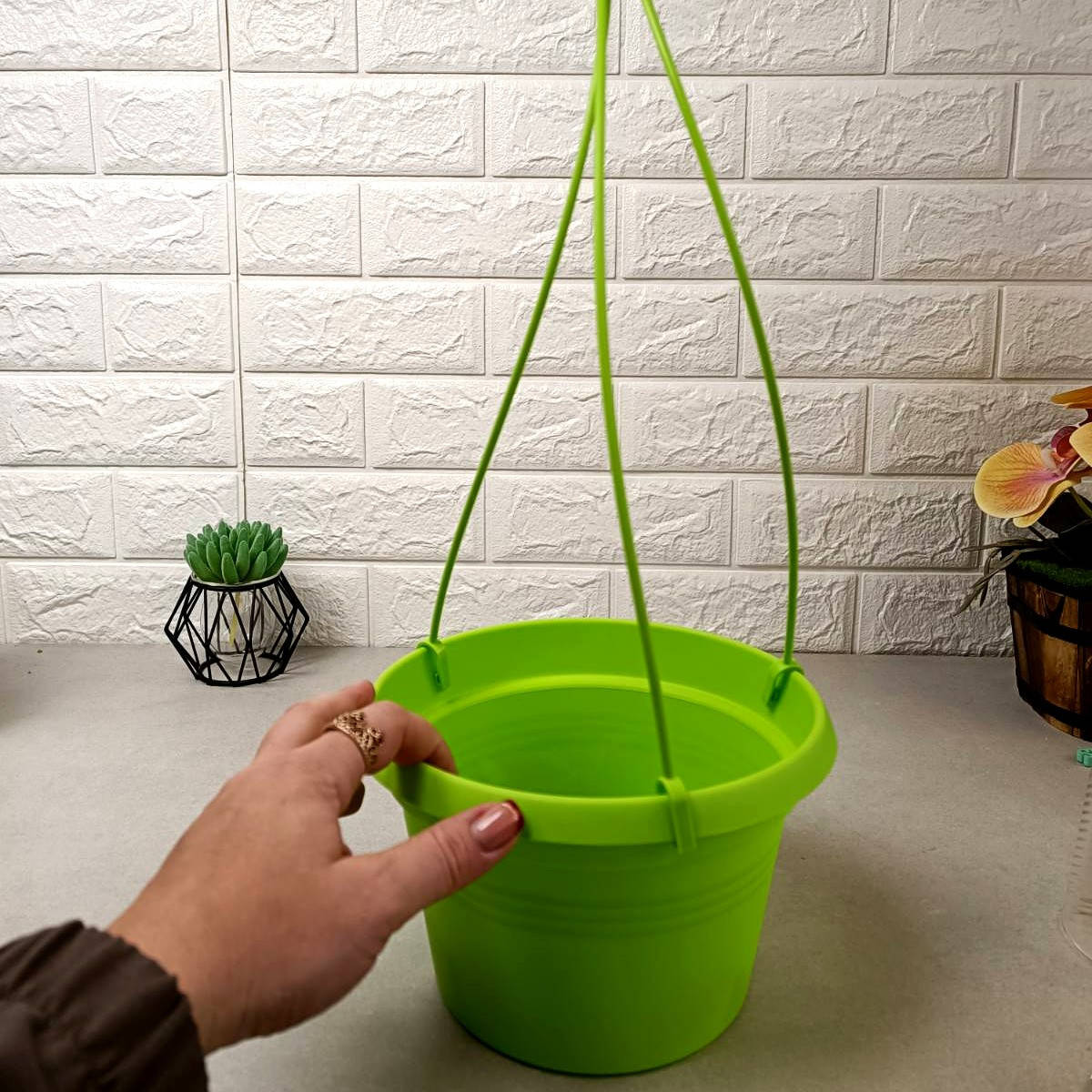 

Оливковый цветочный вазон на подвесах для балкона 20*13см 2л, Глория Алеана