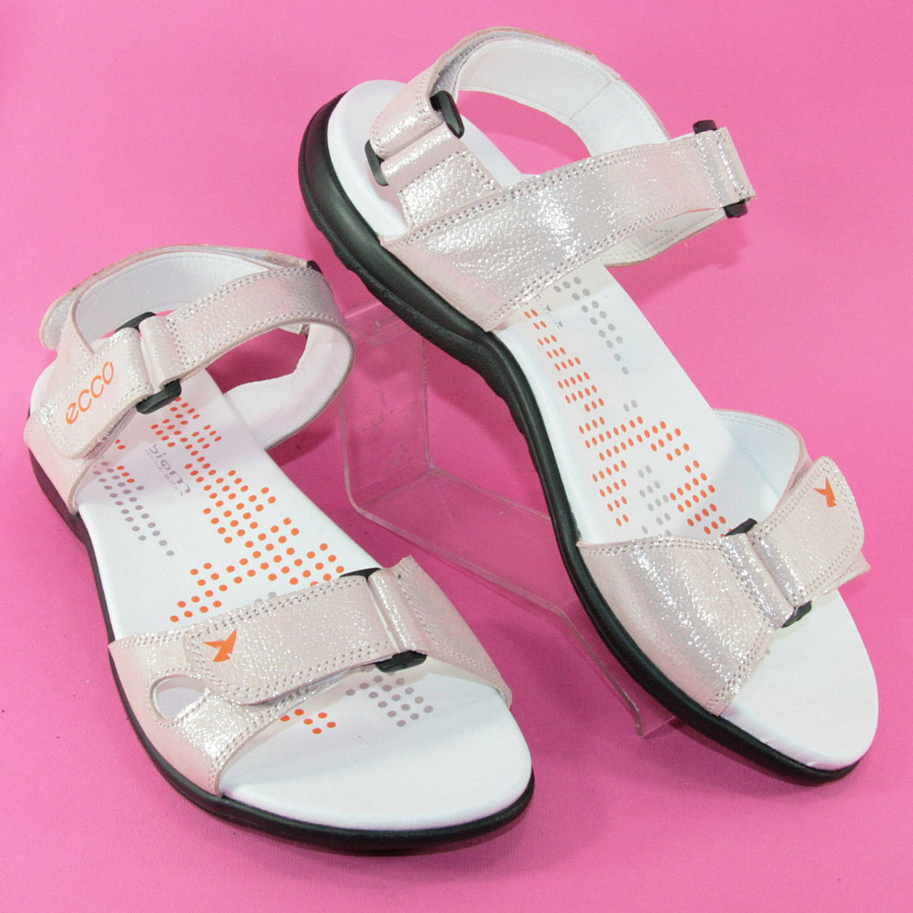 

Босоножки женские цвета пудра сатин, плоский ход, натуральная КОЖА