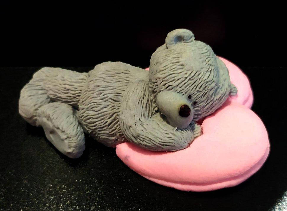 

Цукрова прикраса для торта Ведмедик Тедді на подушці Розовый