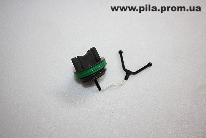 

Пробка бензобака для Jonsered CS2141, CS2145, CS2150