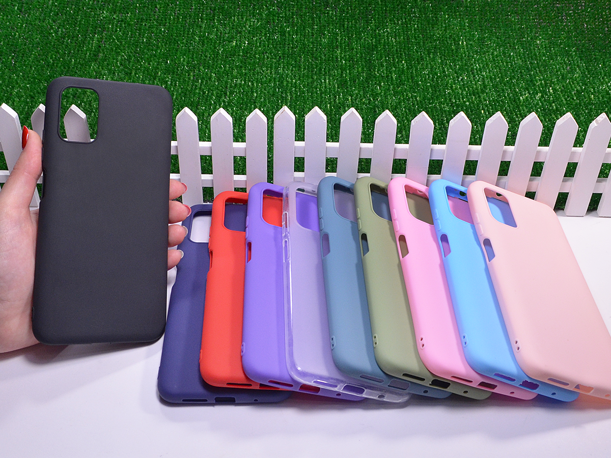 

Силиконовый бампер для Xiaomi Poco M3