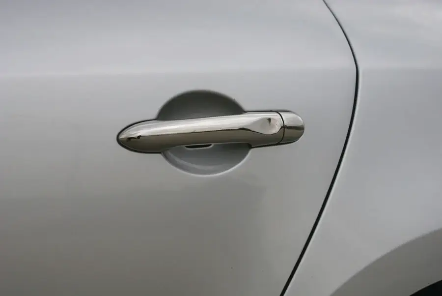 

Renault Scenic 3 Накладки на ручки Carmos с 4 чипами TMR Накладки на ручки Рено Гранд Сценик