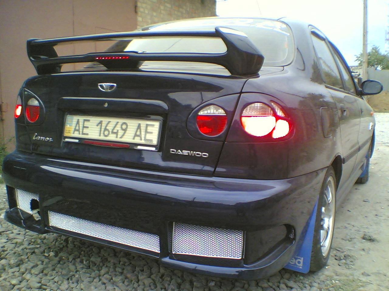 

Накладки задних фонарей "Дупло" Ланос Сенс, Черный